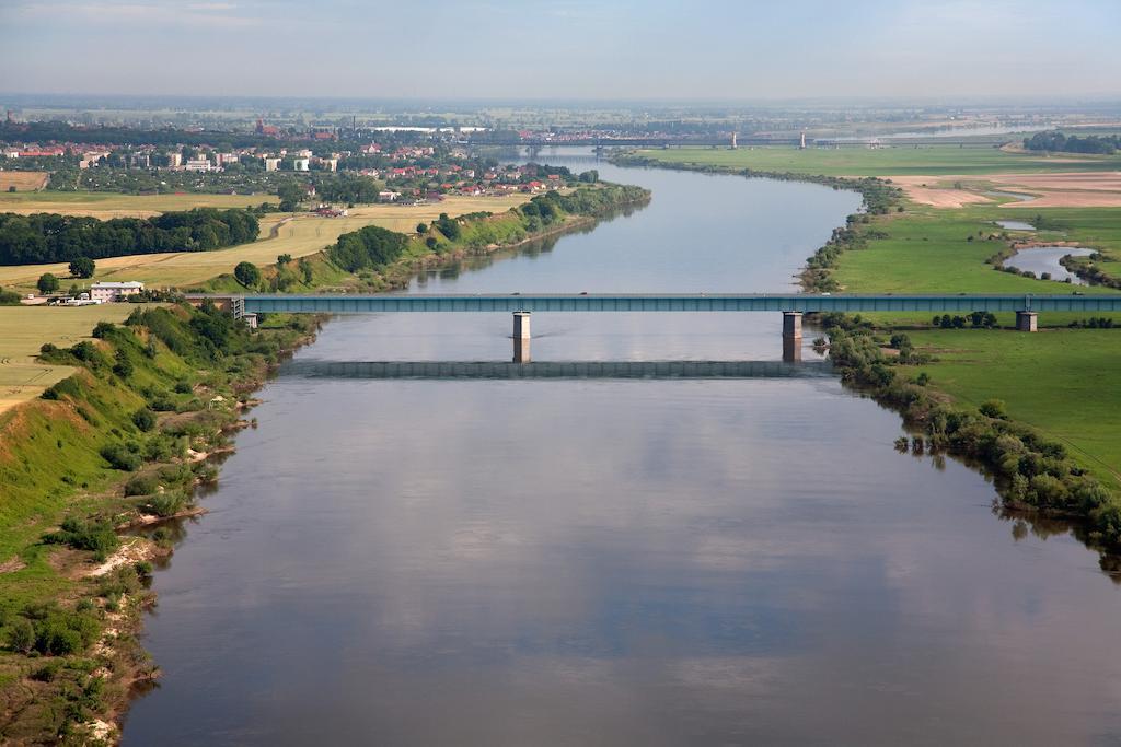Hotel Nad Wisla Тчев Экстерьер фото